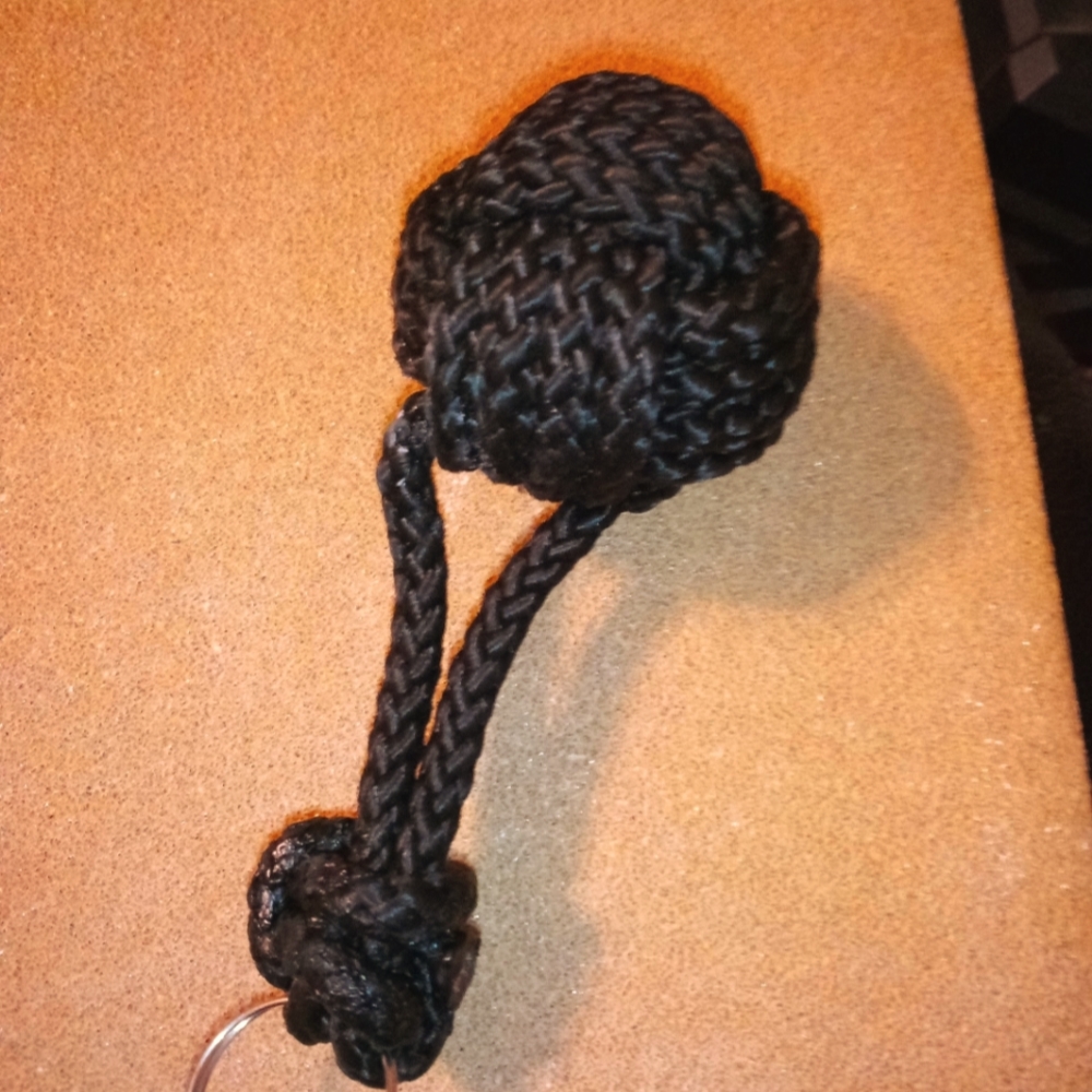 Keychain for self defense. Monkeys fist